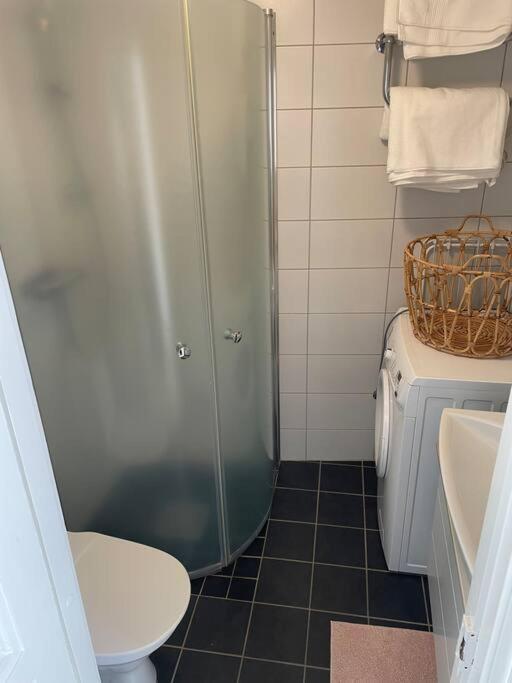 Historisk Charm I Hjaertat Av Gamla Stan Kalmar Villa Kültér fotó