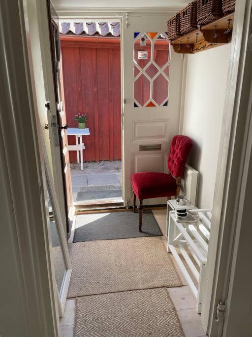 Historisk Charm I Hjaertat Av Gamla Stan Kalmar Villa Kültér fotó