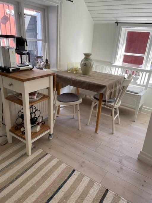 Historisk Charm I Hjaertat Av Gamla Stan Kalmar Villa Kültér fotó